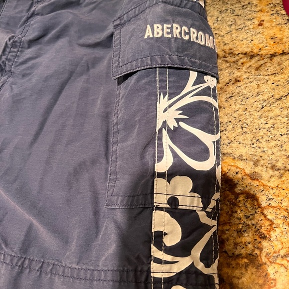 Board shorts - Picture 2 of 6